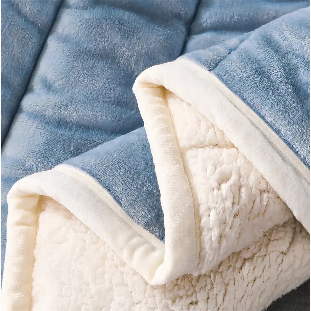 Couverture Chaude Matelassée bleue